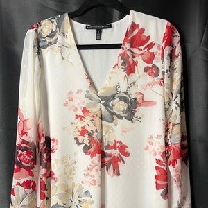 White House Black market floral blouse size 4